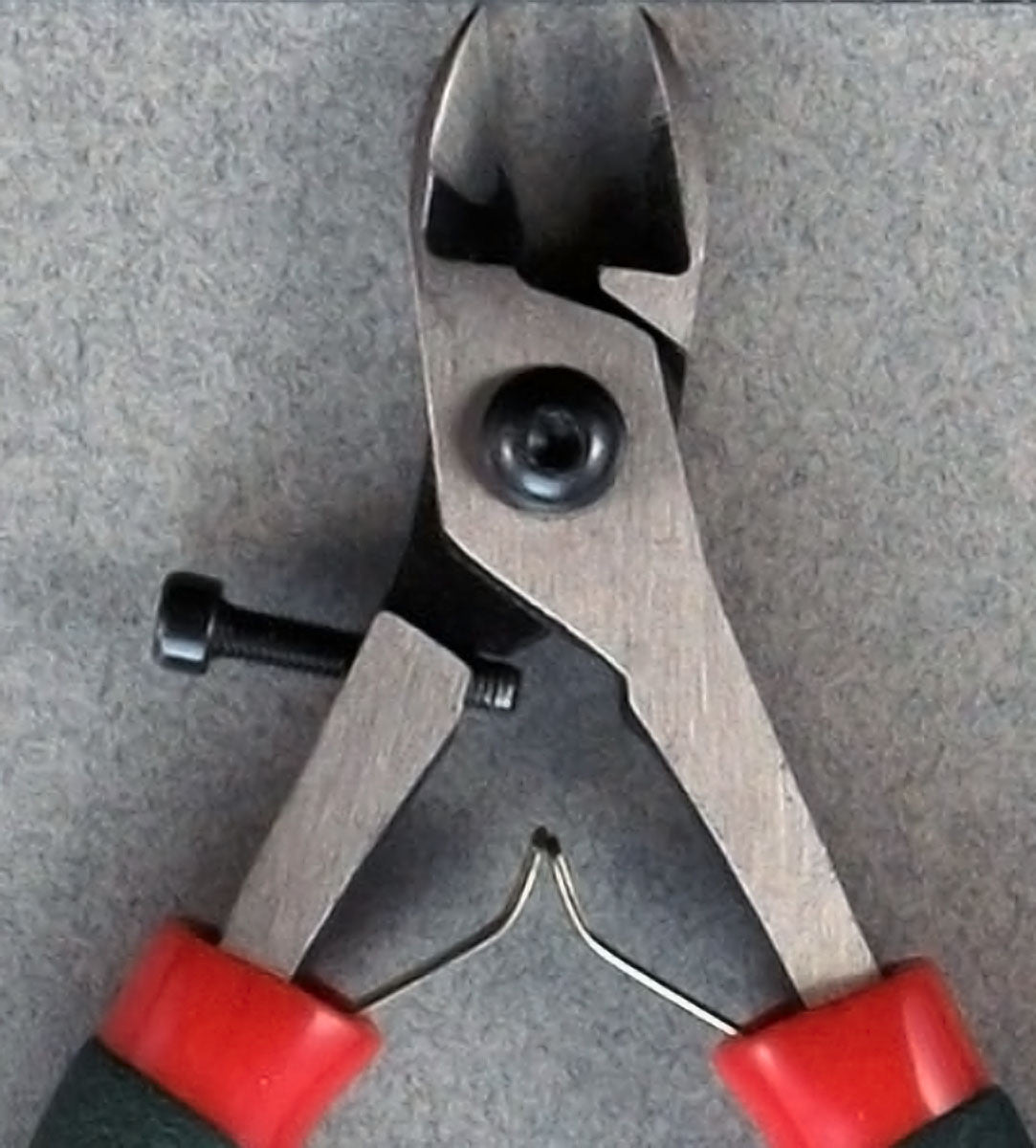 Pinnacle Side Cutter